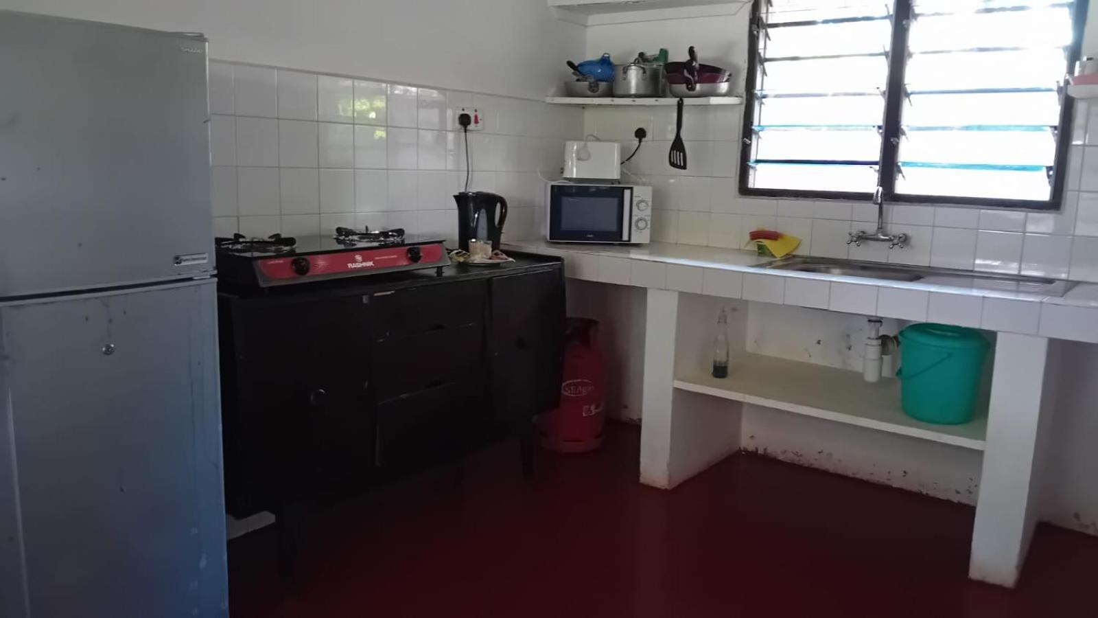 Les Datchi Cottages Diani Beach Ngoại thất bức ảnh